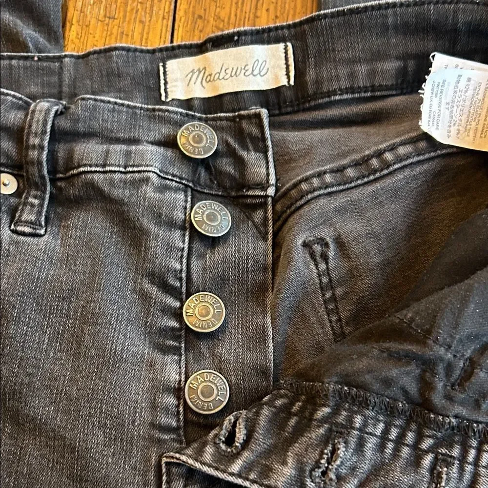 Madewell Women's 9” HR Black Skinny Jeans w/4 button fly. Sz 4T